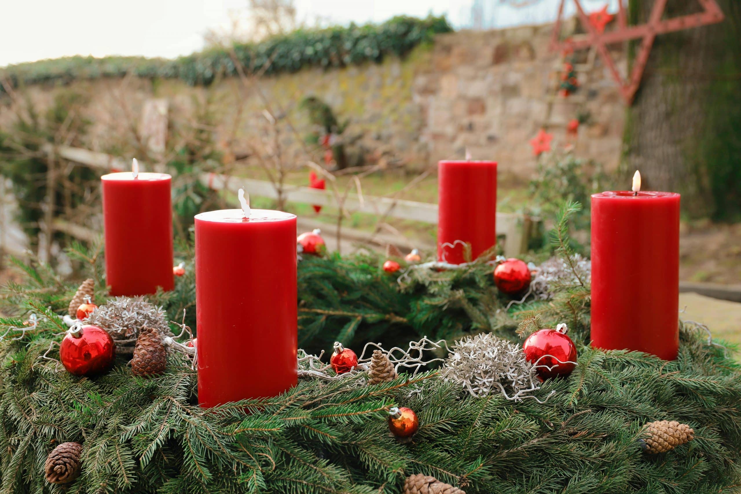 Advent Adventskranz rot 1. Kerze